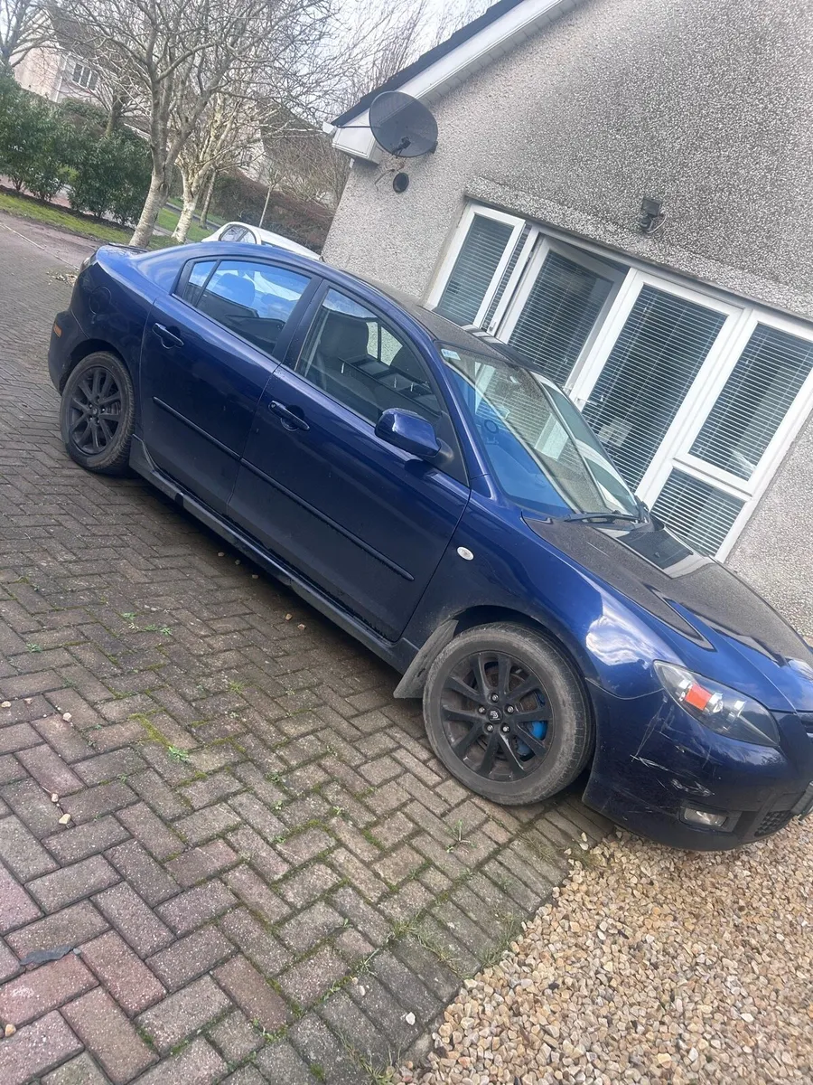 Mazda 3 - Image 1