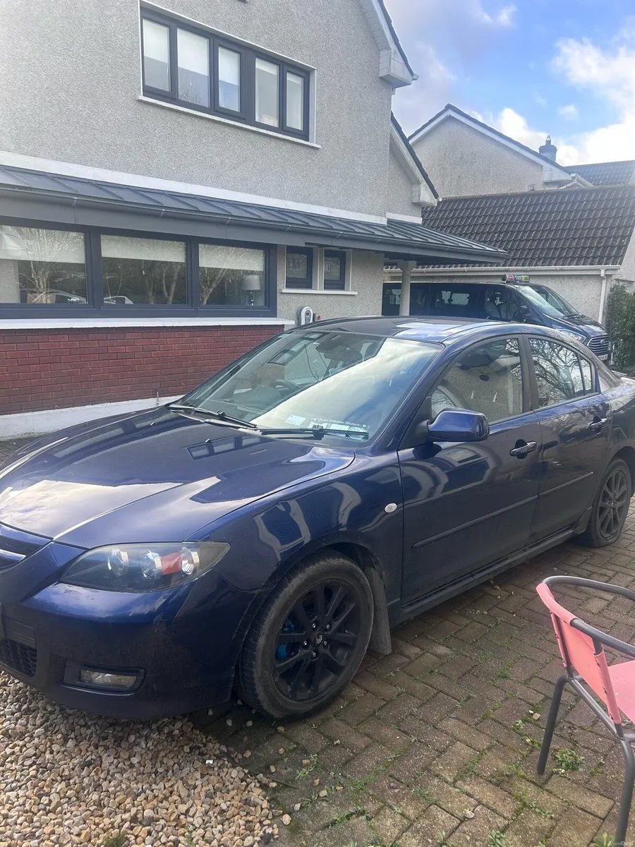 Mazda 3 - Image 2