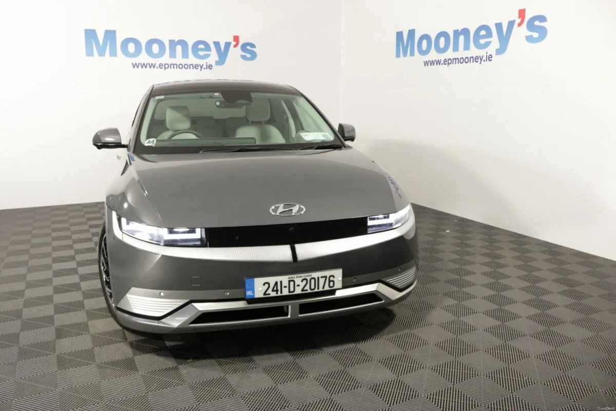 Hyundai IONIQ 5 PLATINUM 77 KwH TOP SPEC EV - Image 2