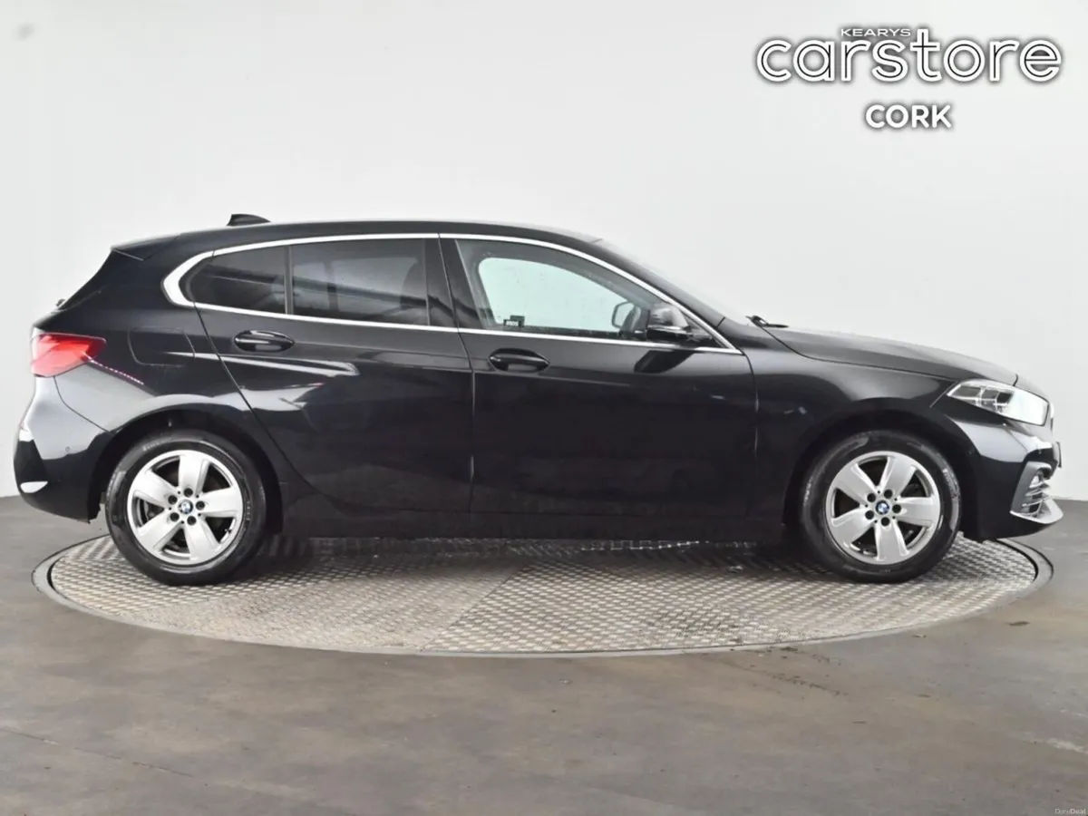 BMW 1-Series 116i Auto - Image 3