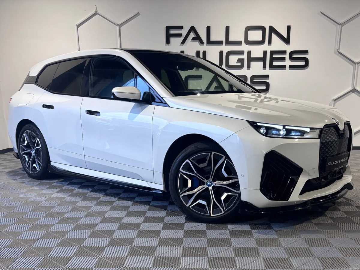 BMW IX XDRIVE40 M SPORT // M SPORT BODY KIT - Image 1