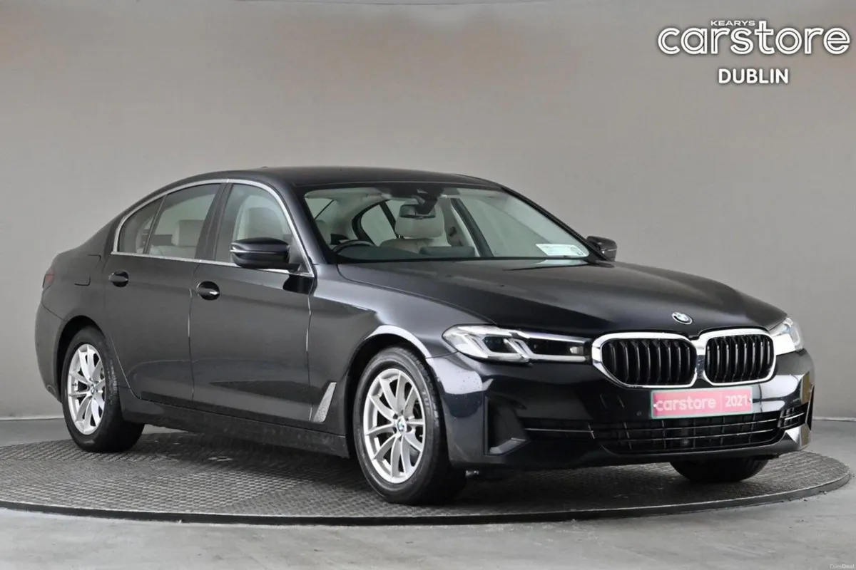 BMW 5-Series 520D 5SSA **BEIGE LEATHER** - Image 1