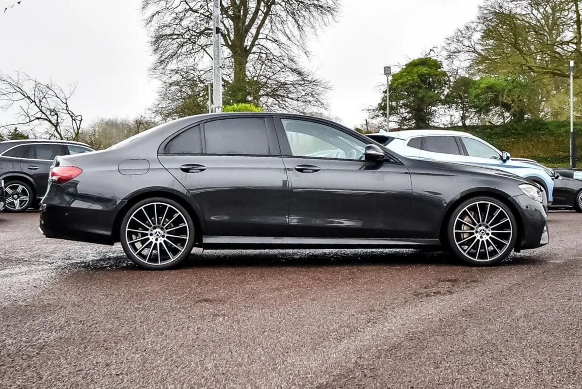 Mercedes-Benz E-Class E220d AMG Pan Roof Night Pac - Image 3