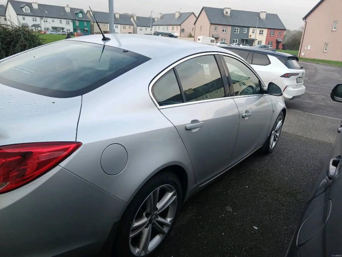 Opel Insignia SRI CDTI 2.0L - Image 2