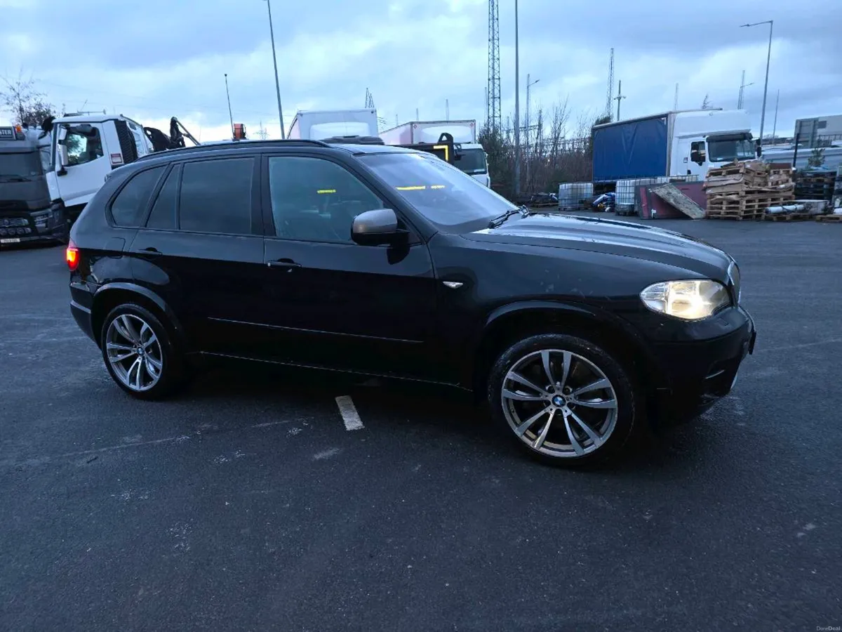BMW X5 M50D 2013 - Image 2