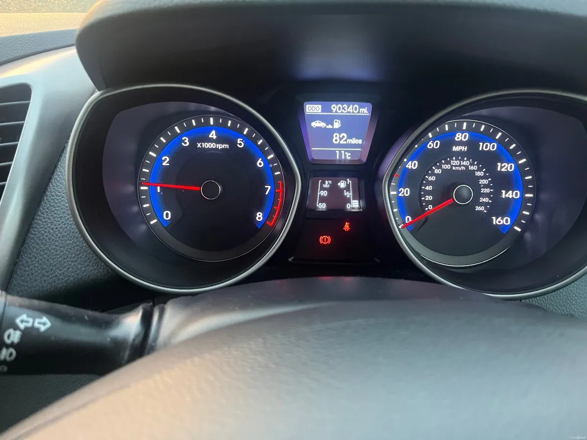 Hyundai i30 2013 - Image 2