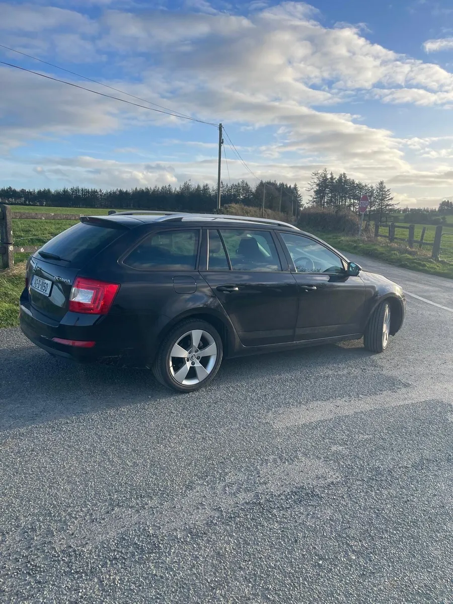 2014 Skoda Octavia Elegance - Image 3