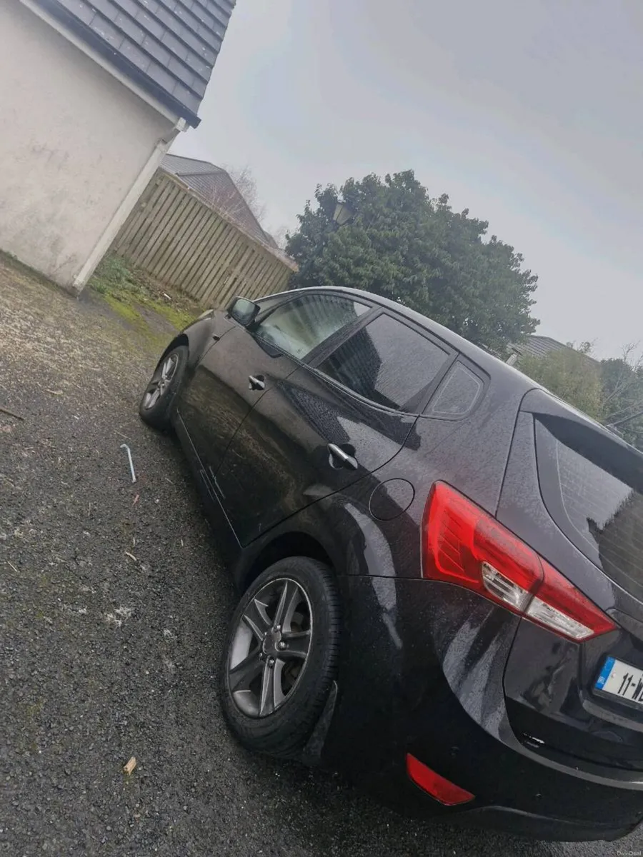 Price 3500e Hyundai ix20 - Image 2