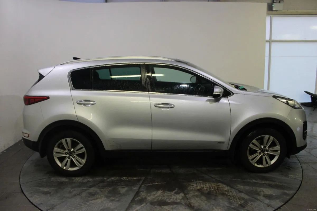 Kia Sportage 2.0 D EXS 4X4 - TENDER 18 - Image 3