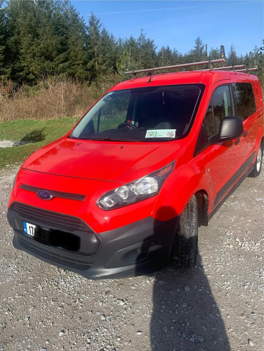 Ford Transit Connect crew cab van - Image 3