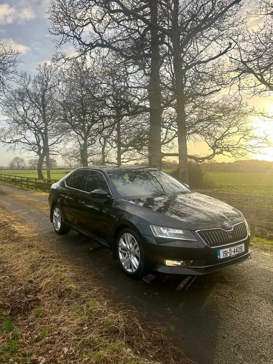 Skoda Superb 2019 Style 2.0 150bhp - Image 1