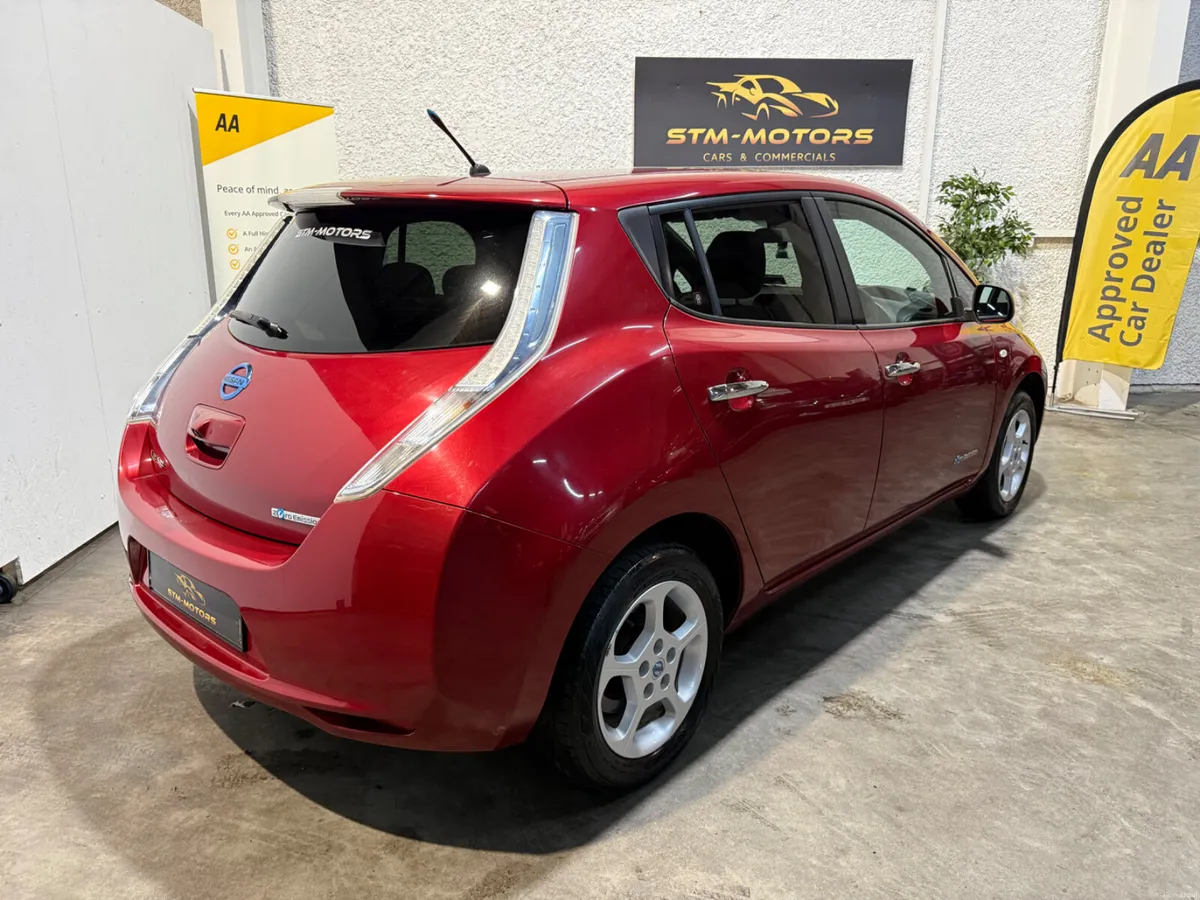 Nissan Leaf 2015 SV Electric - Image 4