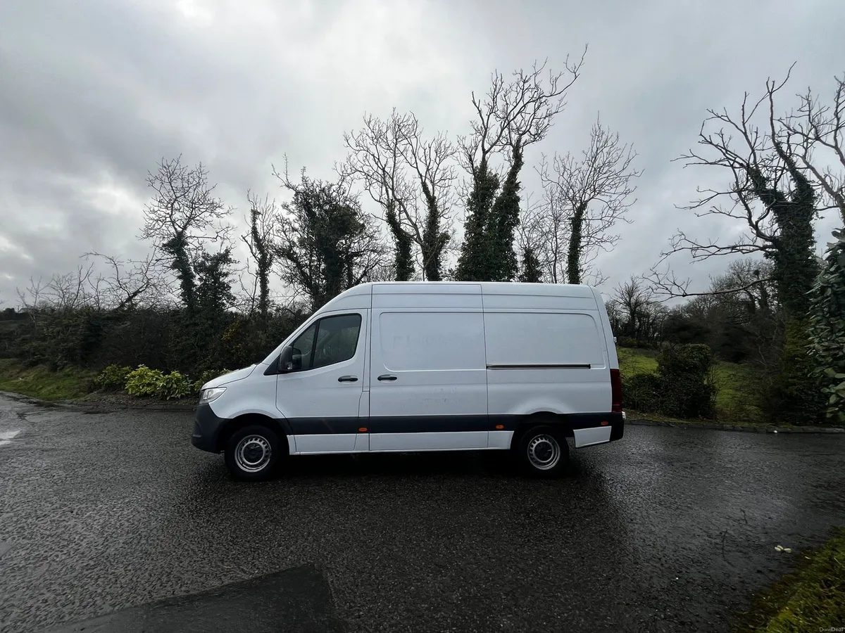 2022 MERCEDES SPRINTER MWB 7 TON TRAIN WEIGHT - Image 1