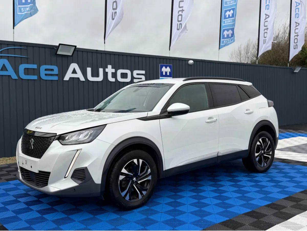 Peugeot 2008 ALLURE - 1.2 PETROL - AUTO - 12M WARR - Image 3