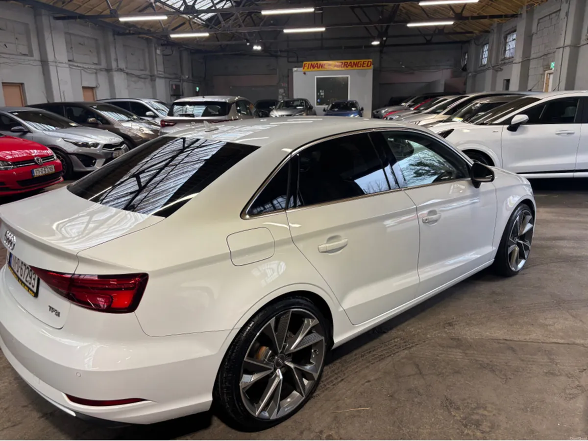 Audi A3 1.4 TSI Saloon STronic Auto massive Spec - Image 3