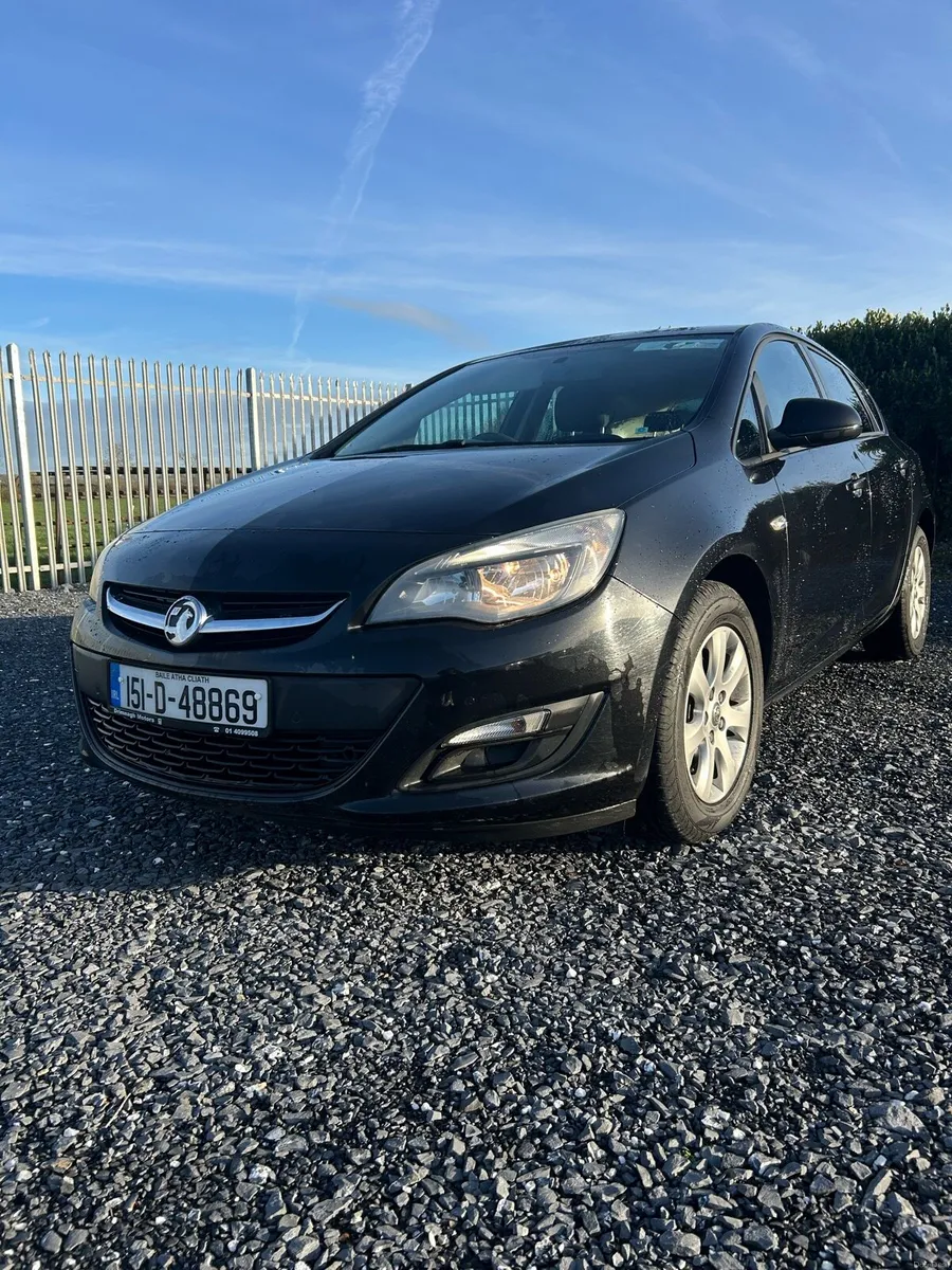 2015 Opel Astra NCT OCT 2026 - Image 1