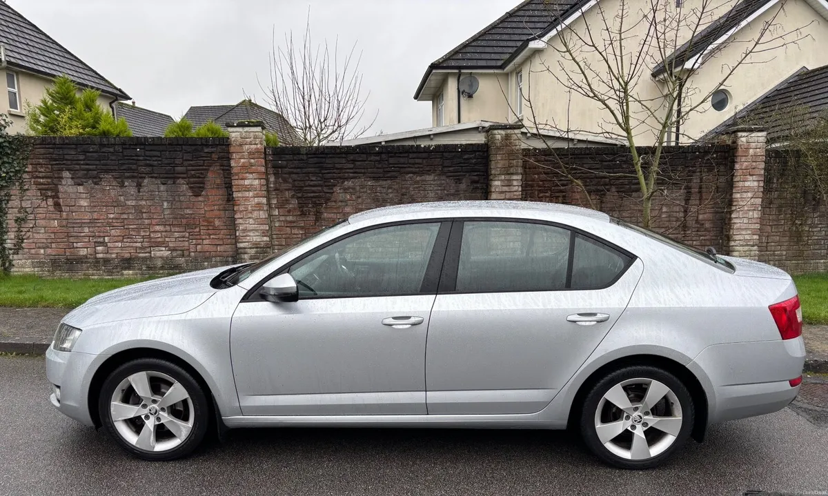 Skoda Octavia 1.6Tdi Elegance 2014 - Image 3