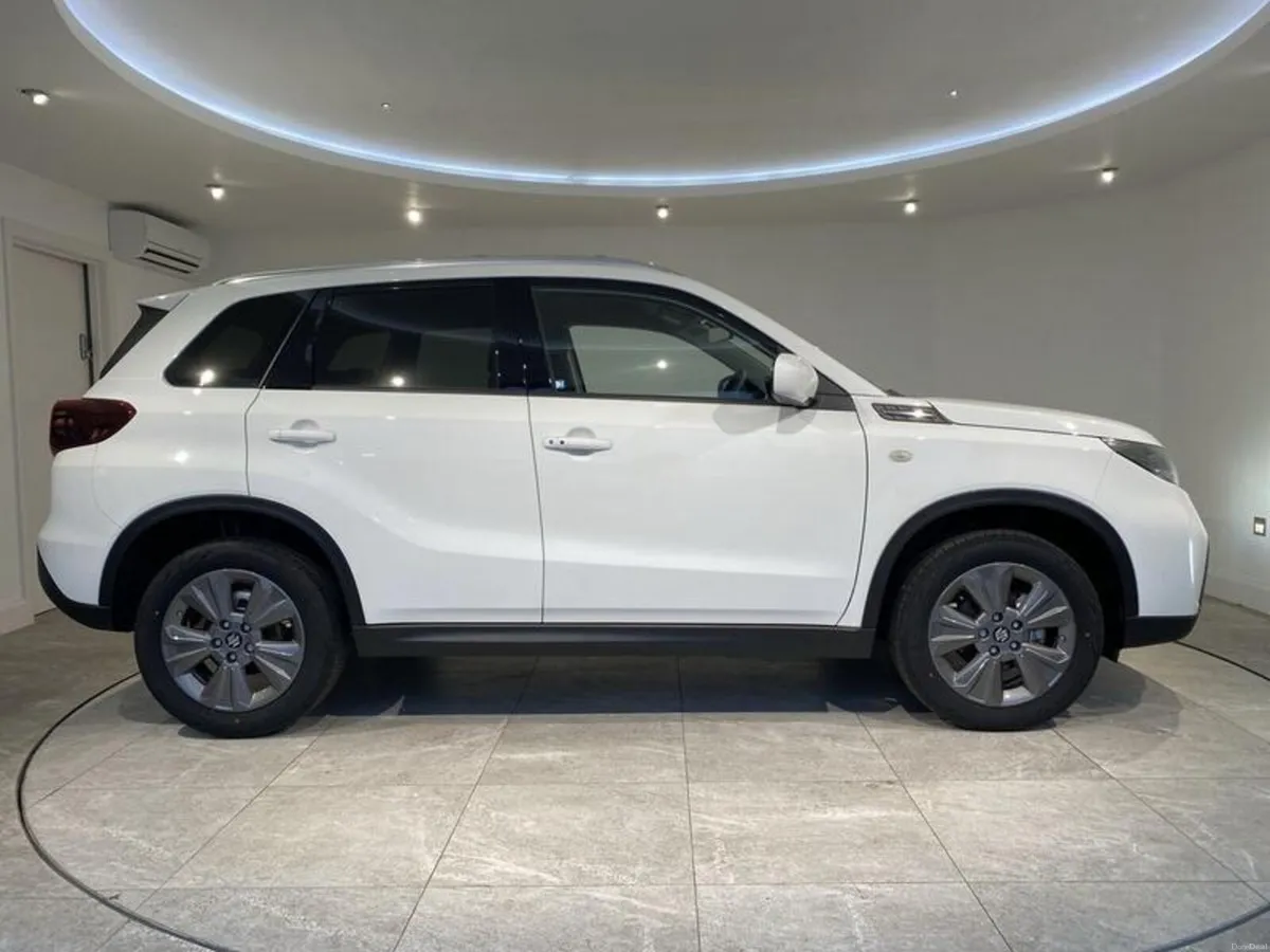 Suzuki Vitara 1.4 Boosterjet Mild Hybrid Motion 5d - Image 4