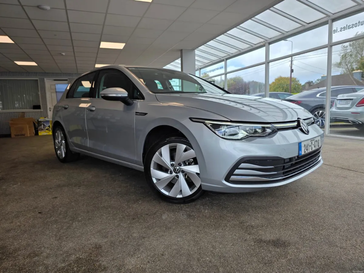 Volkswagen Golf STYLE 2.0 TDI 115HP 5DR - Image 2