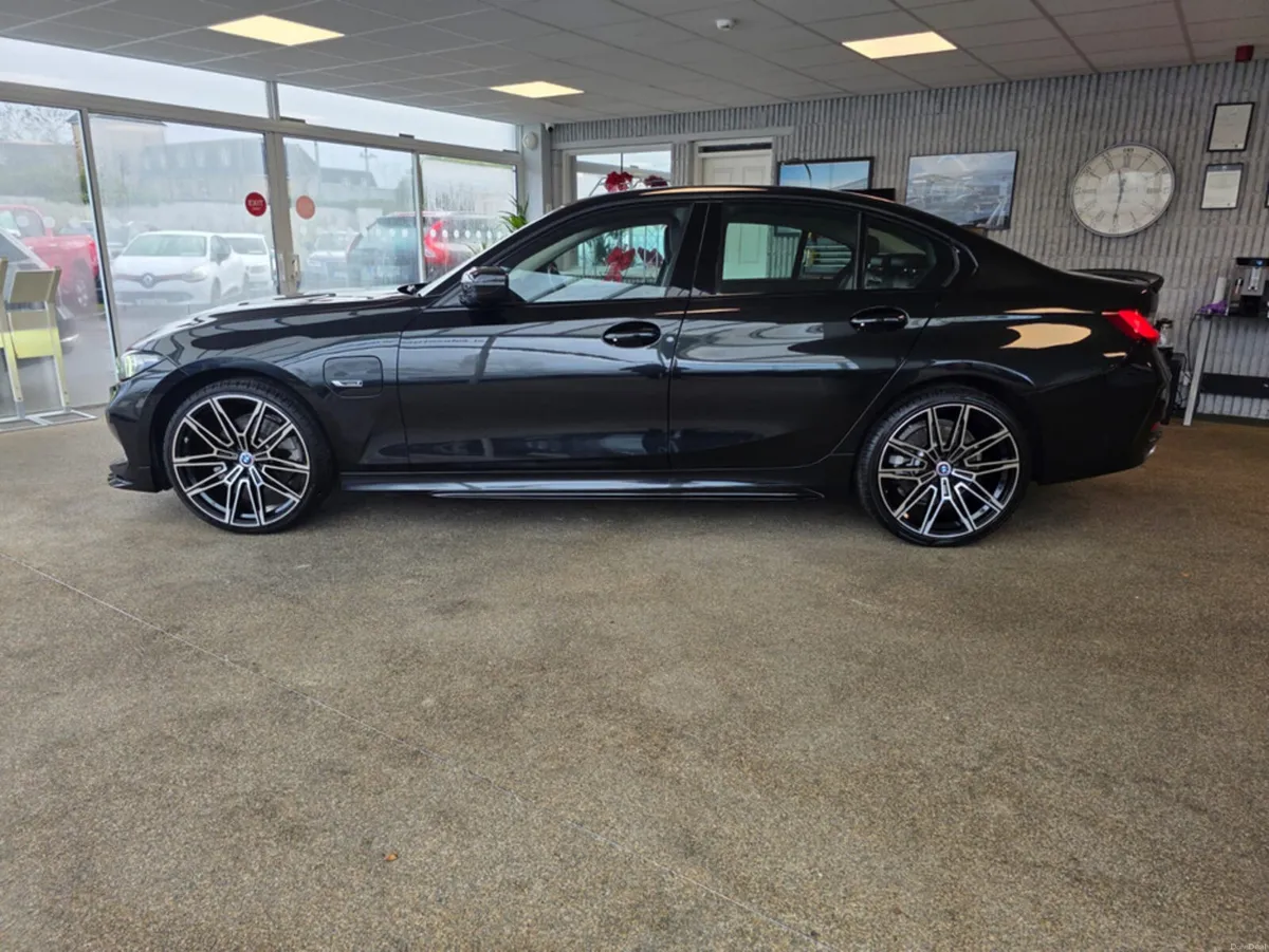 BMW 3-Series S3SI 4DR AUTO - Image 4