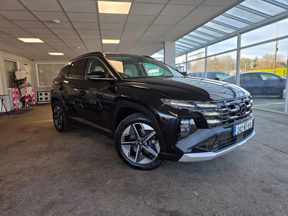 Hyundai Tucson EXECUTIVE PLUS 5DR - Image 2