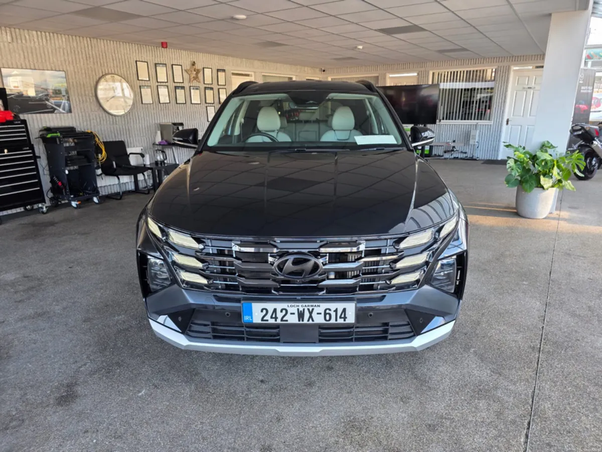 Hyundai Tucson EXECUTIVE PLUS 5DR - Image 4