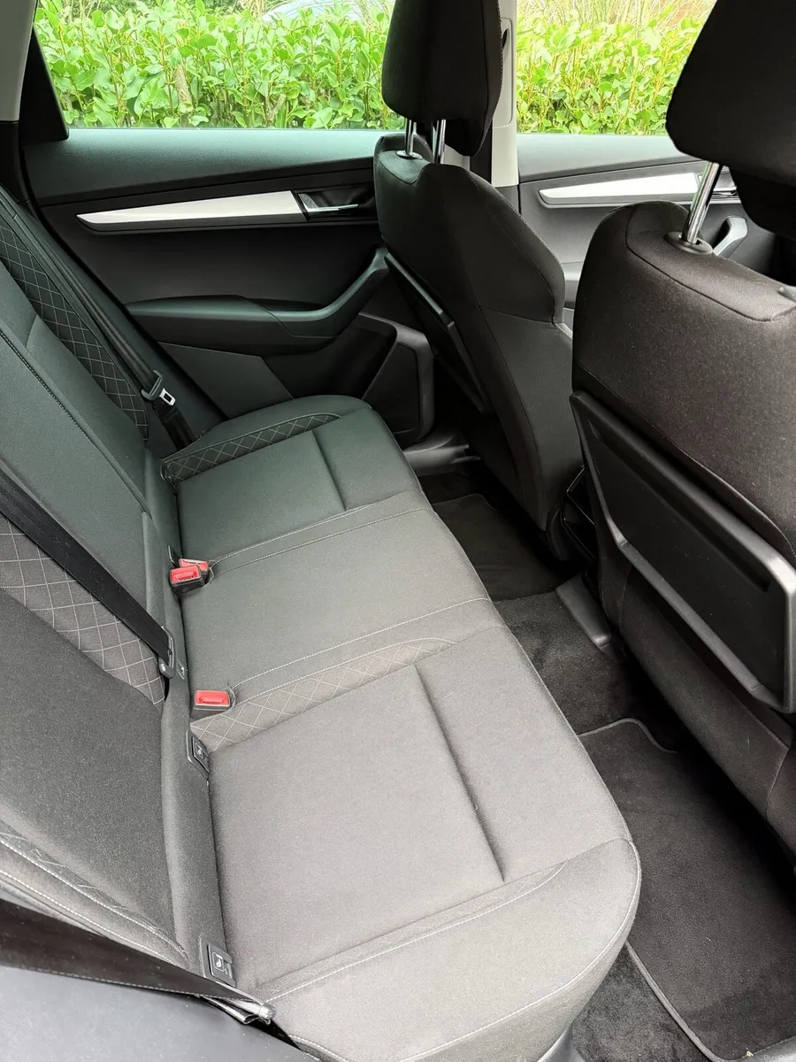 Skoda Karoq 1.5 TSI SE DSG AUTOMATIC 150BHP - Image 4