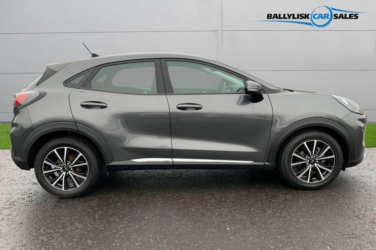 Ford Puma 1.0T 125PS Titanium in Magnetic Grey wit - Image 3