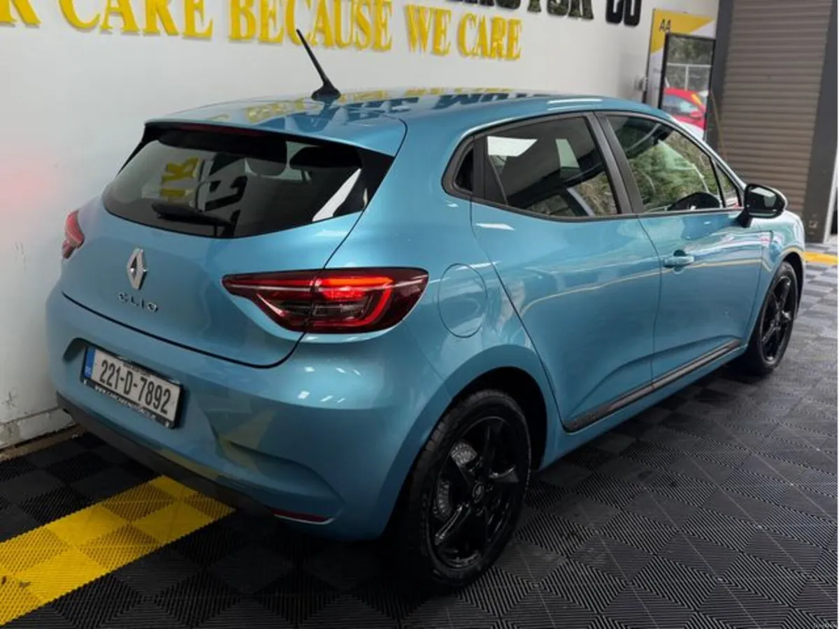 Renault Clio Dynamique TCE 90 MY21.5 5DR 5D - Image 4