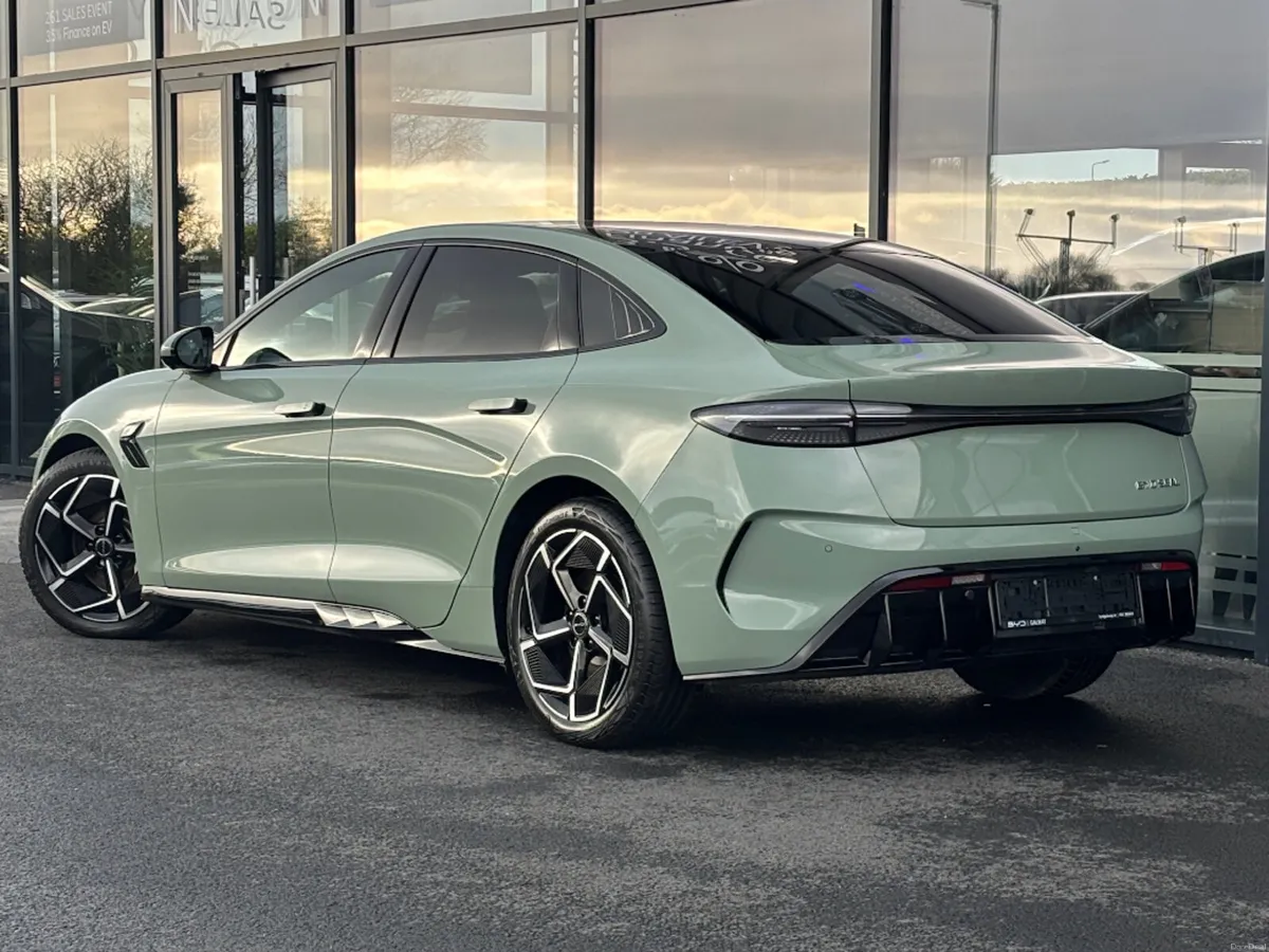 BYD SEAL Design RWD [Shadow Green] - Image 2