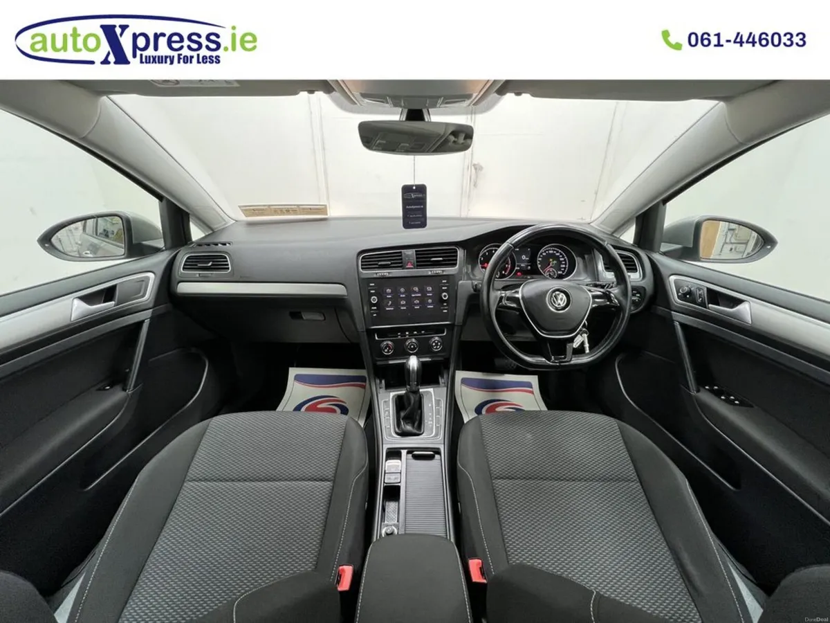Volkswagen Golf 1.2 TSI Automatic, Reversing camer - Image 2