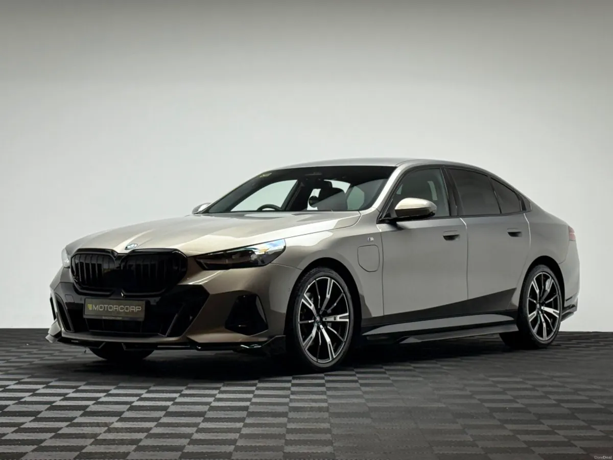 BMW 5-Series 530E M SPORT - Image 3