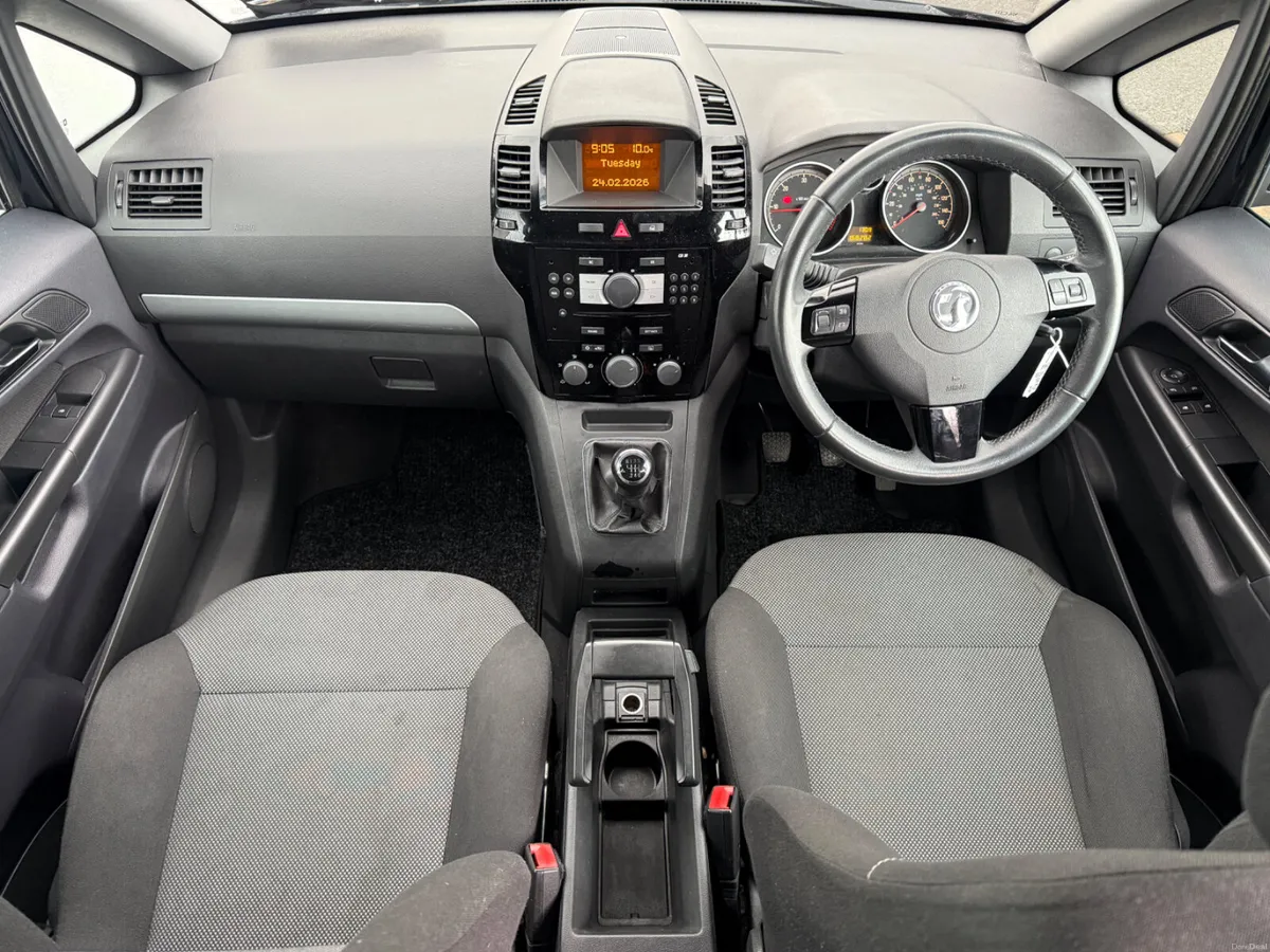 Vauxhall Zafira 1.7 DIESEL 7 SEATER 2012 - Image 2