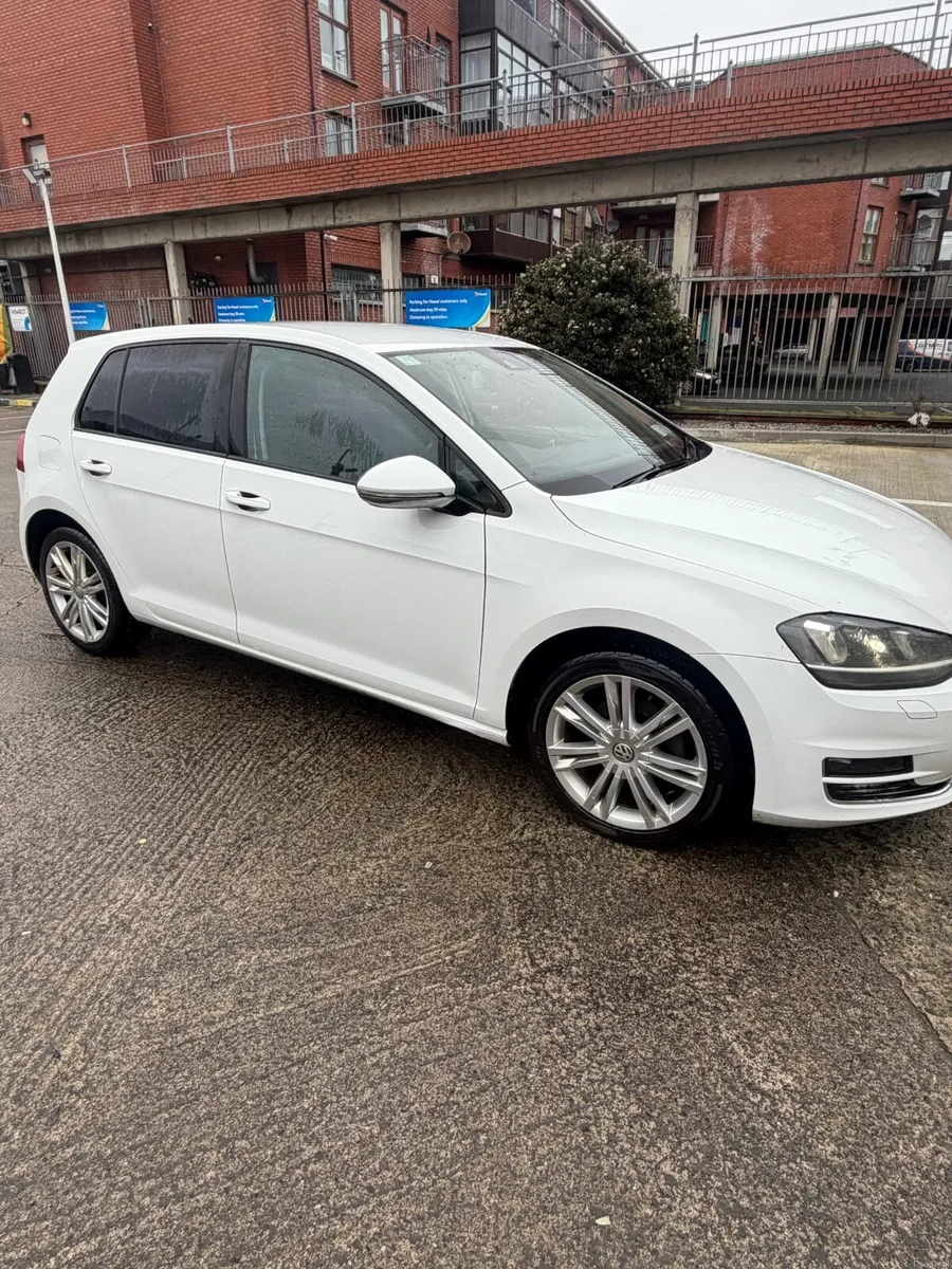 Volkswagen Golf 2014 - Image 4