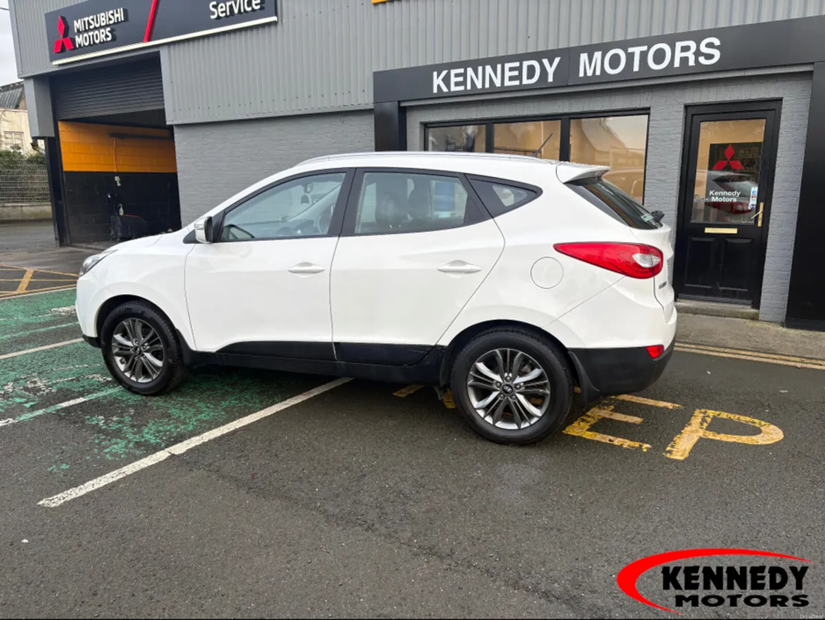 Hyundai ix35 1.7 EXECUTIVE 4DR - Image 4
