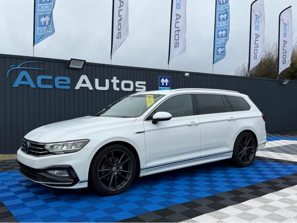 Volkswagen Passat R-LINE - 2.0L DIESEL - AUTO - 12 - Image 4