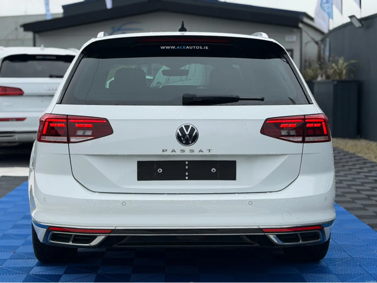 Volkswagen Passat R-LINE - 2.0L DIESEL - AUTO - 12 - Image 2