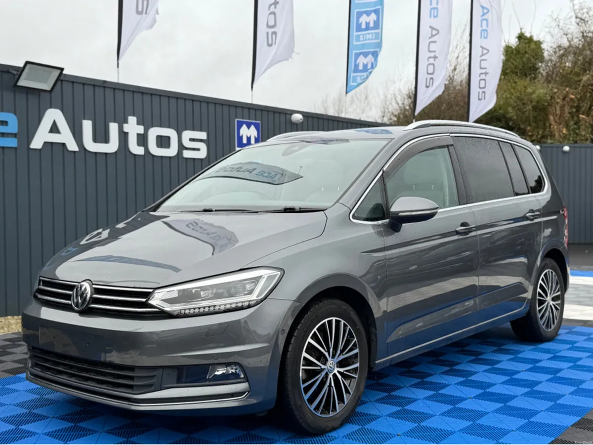 Volkswagen Touran HIGHLINE PREMIUM - 2.0L DIESEL - - Image 3