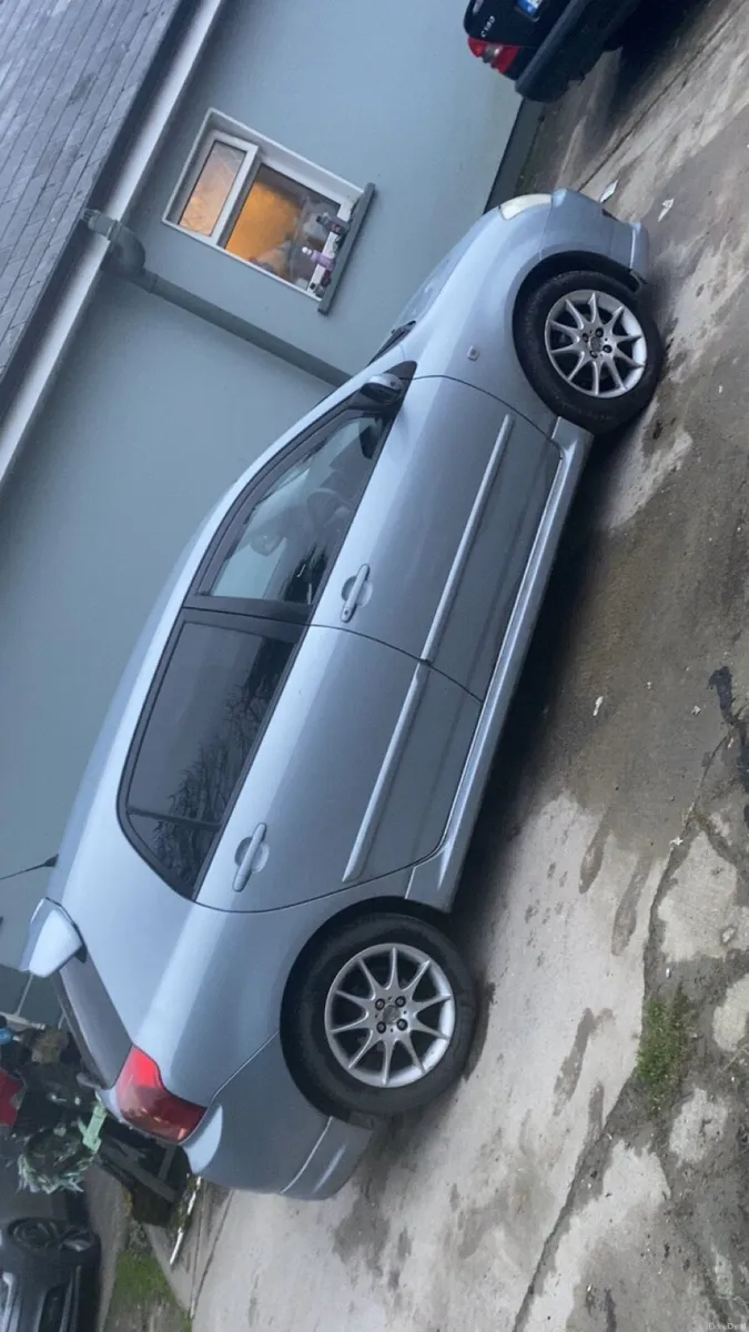 2006 Toyota Corolla - Image 3