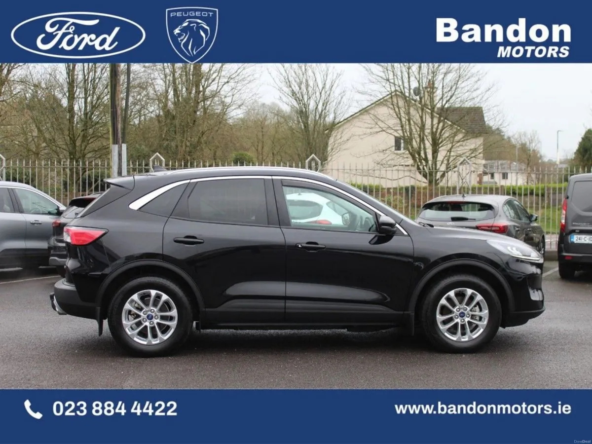 Ford Kuga 2.5 Duratec 225PS PHEV Titanium Auto - Image 4