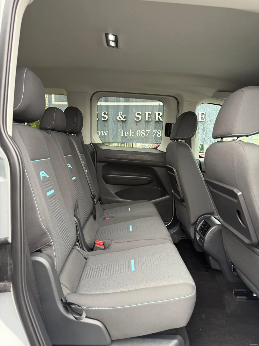 232 Ford Tourneo Connect Active 2.0 Diesel 5 Seats - Image 6