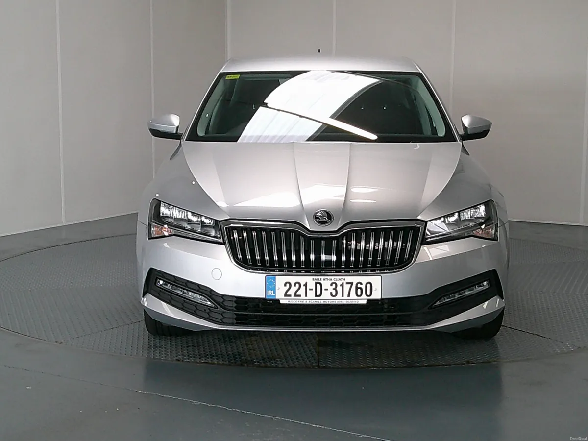 Skoda Superb 2022 - Image 2