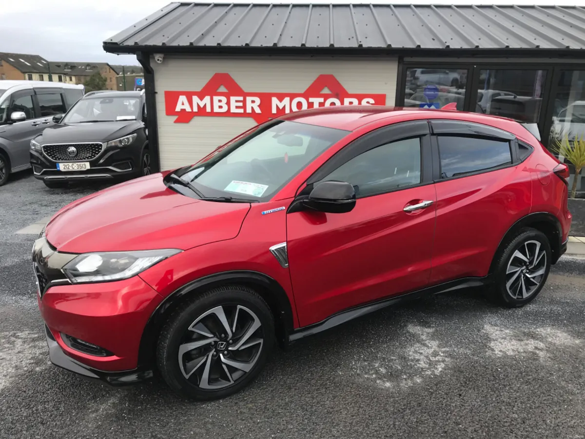 HONDA VEZEL HYBRID AUTO - 2017 RS MODEL . - Image 1