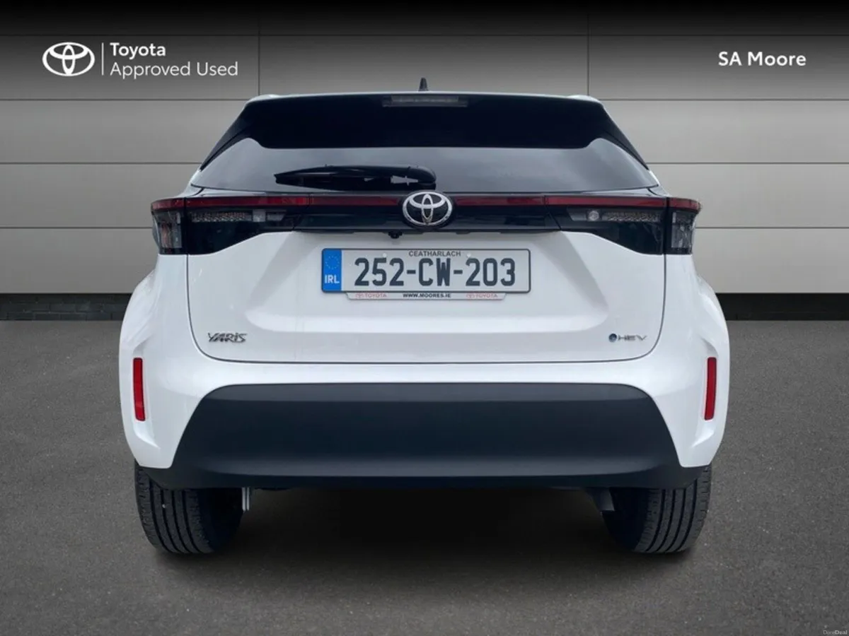 Toyota Yaris Cross LUNA SPORT - DEMO SALE NOW ON - Image 4