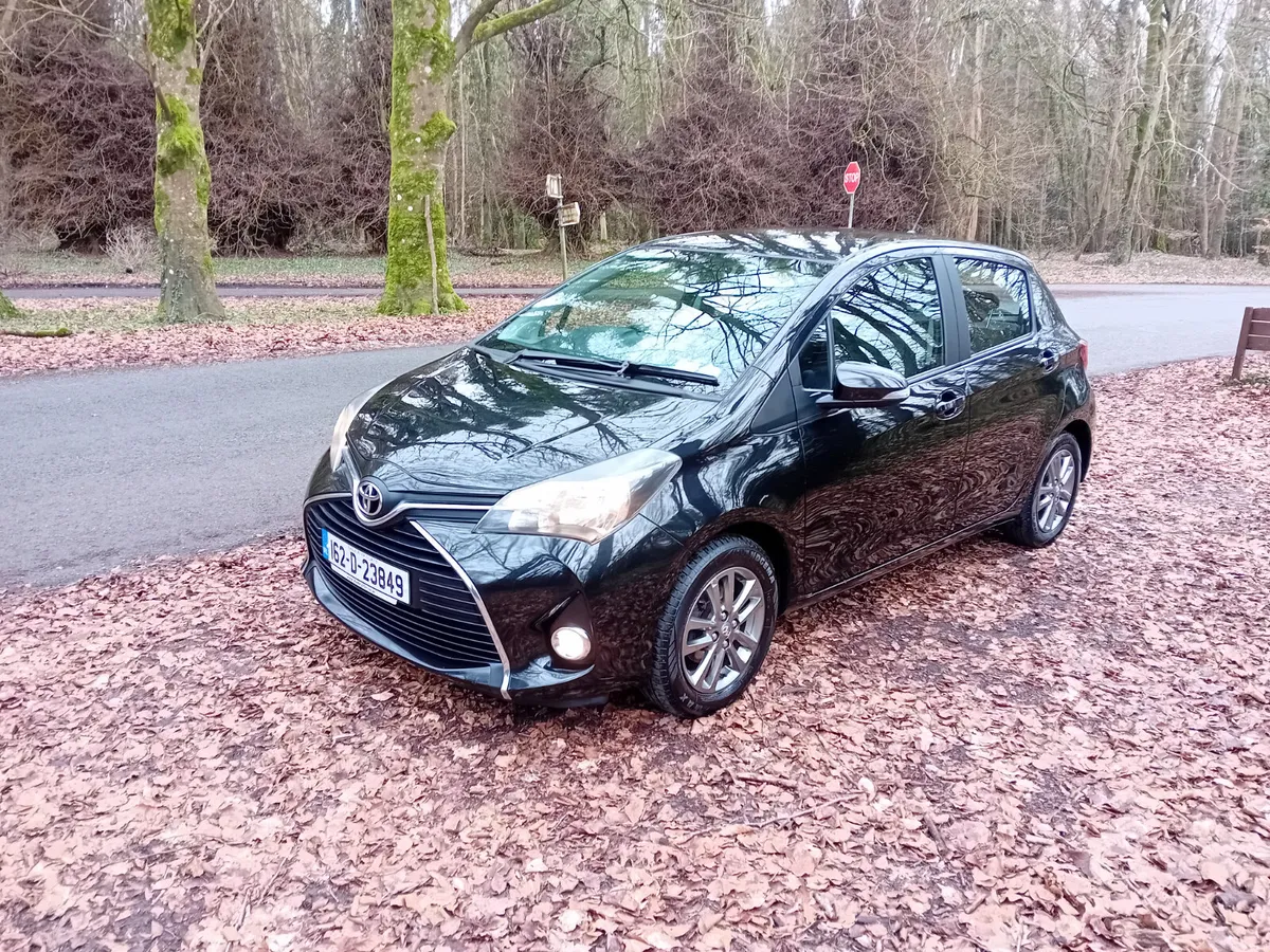 162 TOYOTA YARIS ,1.0i  LUNA 5 DOOR MANUAL. - Image 1