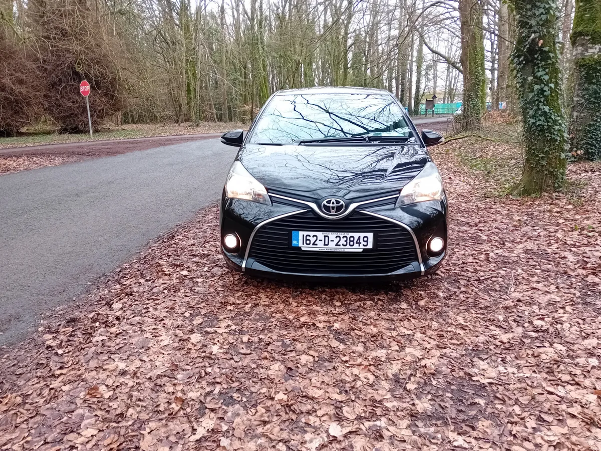 162 TOYOTA YARIS ,1.0i  LUNA 5 DOOR MANUAL. - Image 2