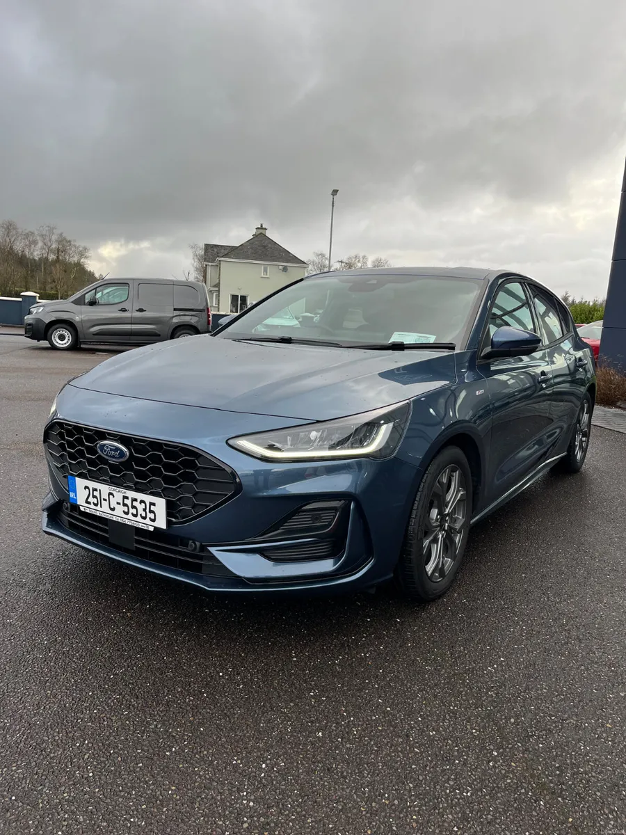 Ford Focus 2025 - Image 2