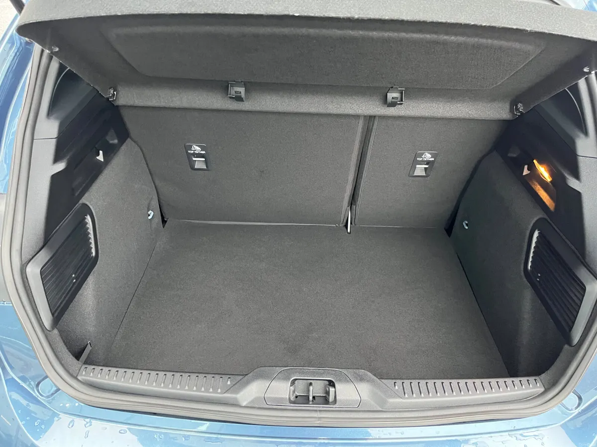 Ford Focus 2025 - Image 6