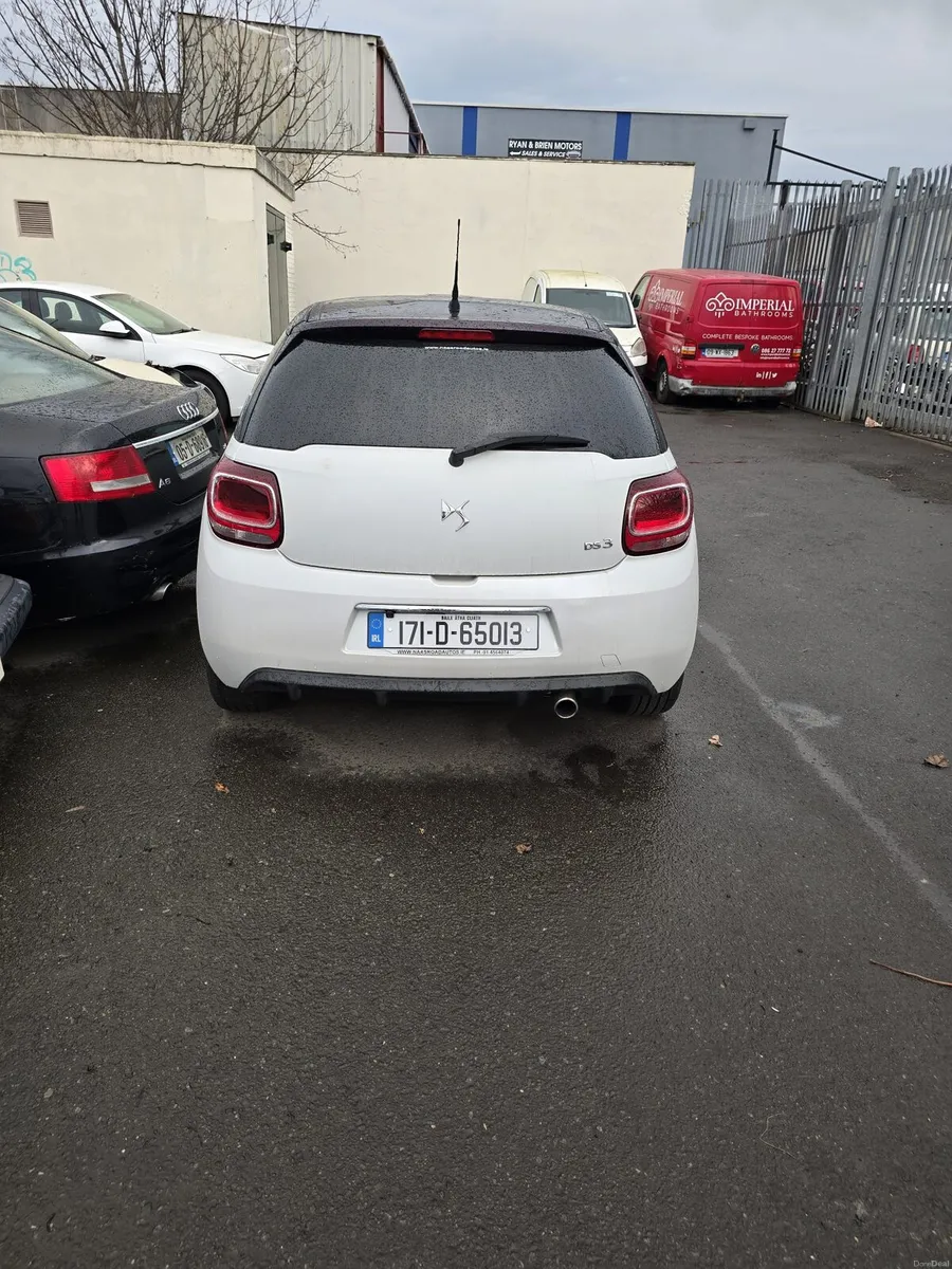 2017 Citroën ds3 1.2 automatic - Image 3