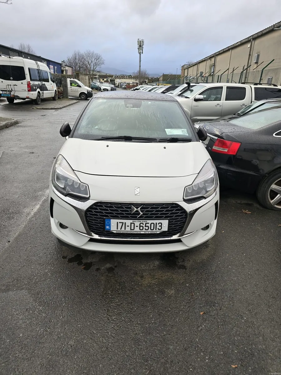 2017 Citroën ds3 1.2 automatic - Image 4